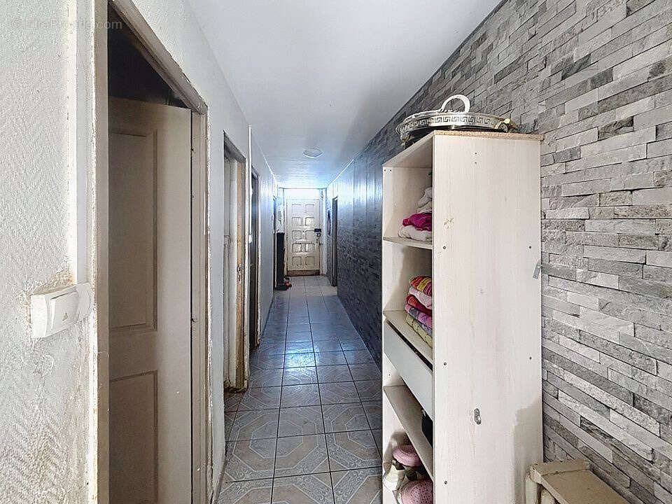 Maison avec double habitation pour investisseur - photo 17
