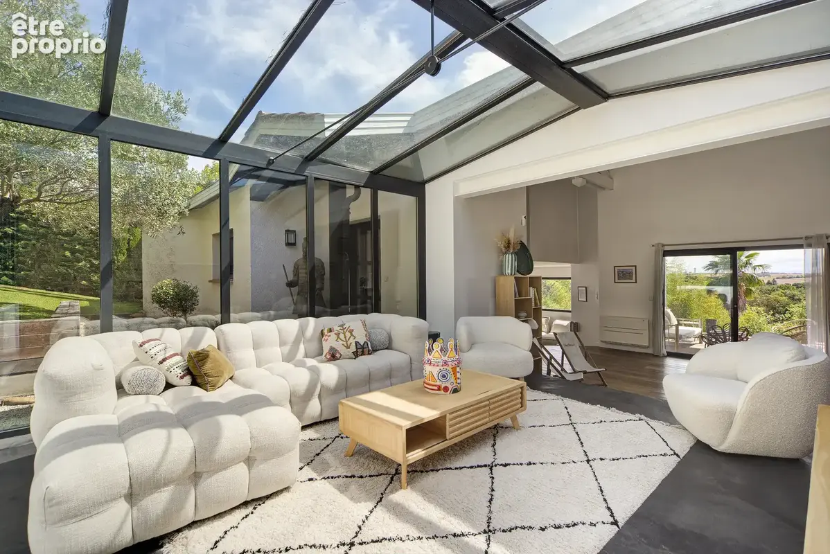 Aureville - Maison familiale de 241 m2 avec piscine et vue Pyrénées - photo 7
