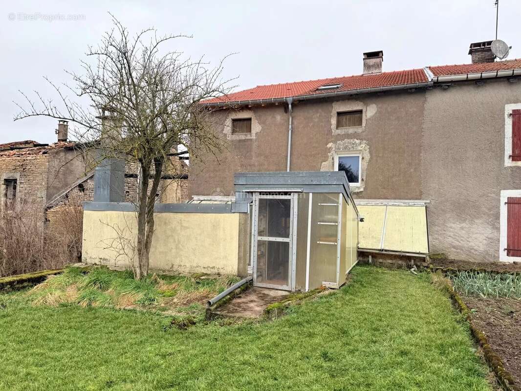 Maison à CLINCHAMP