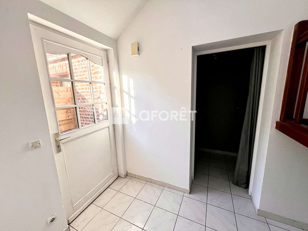 Appartement à PERONNE-EN-MELANTOIS