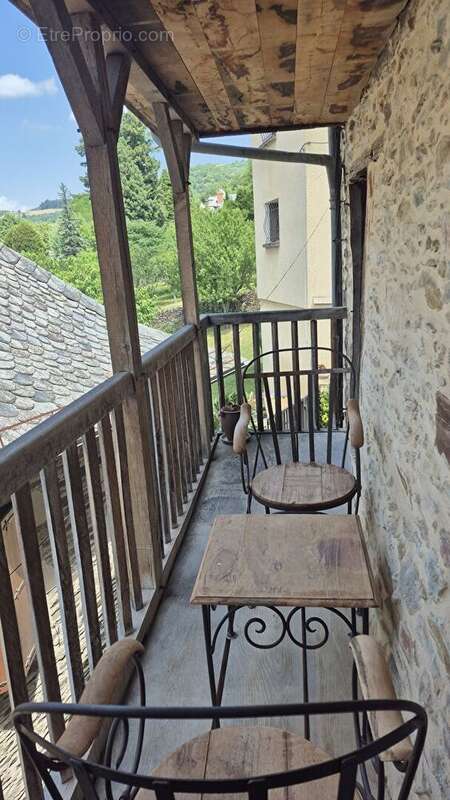 Maison à ESTAING
