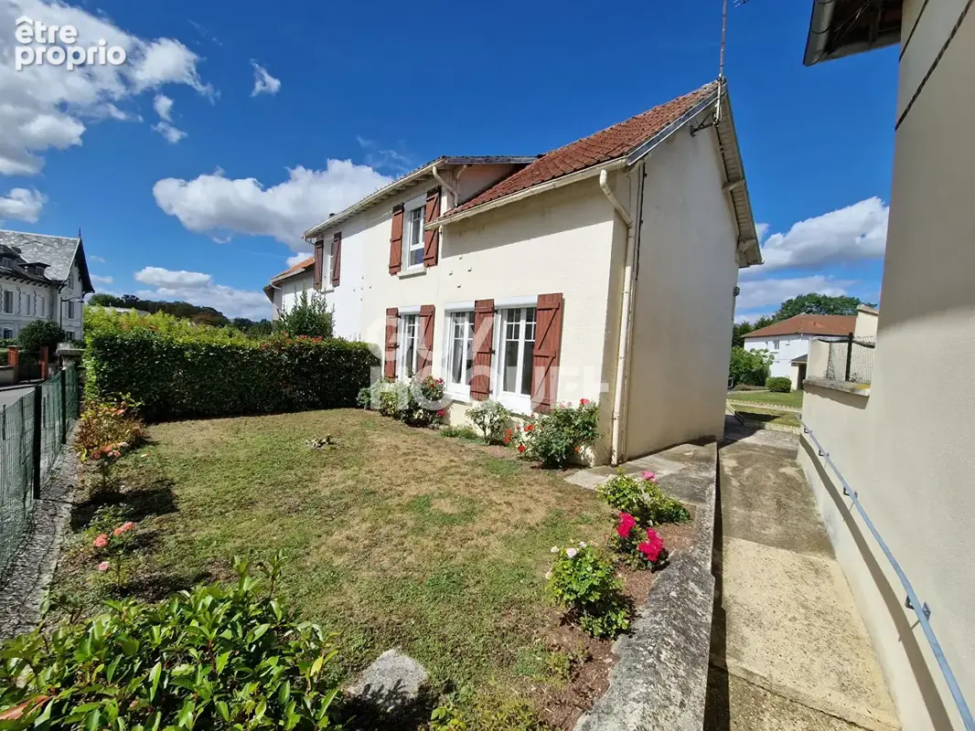 Maison à VILLENEUVE-SAINT-GERMAIN
