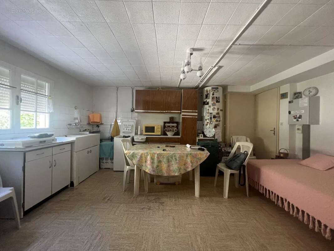 Vente Maison Lussac-les-chateaux(86320) 109 500ï¿œ - photo 9