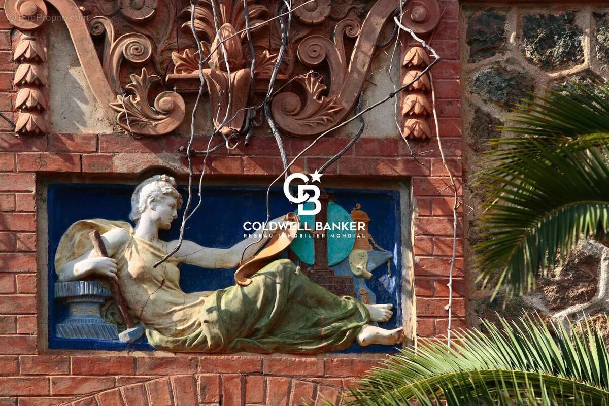 Appartement à LA LONDE-LES-MAURES