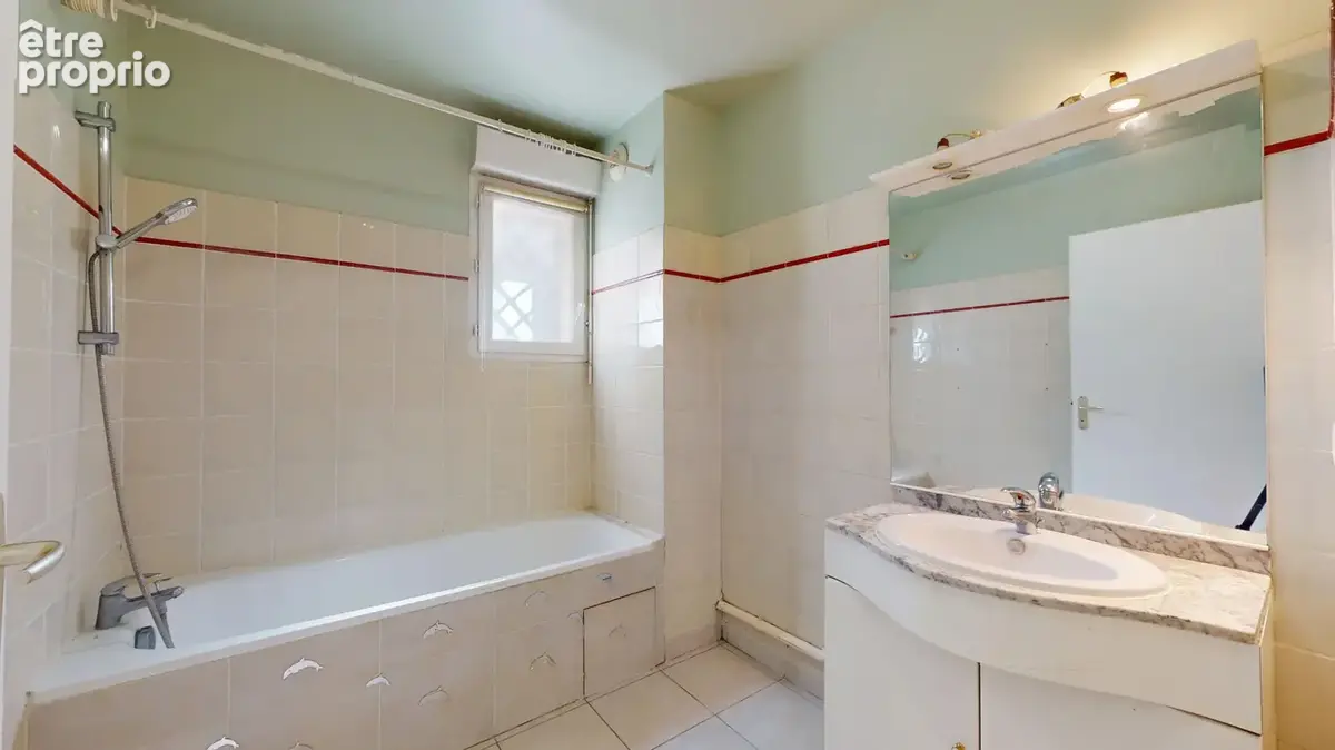 Appartement en rez de jardin Rosiers Biron Saint-Ouen - photo 13