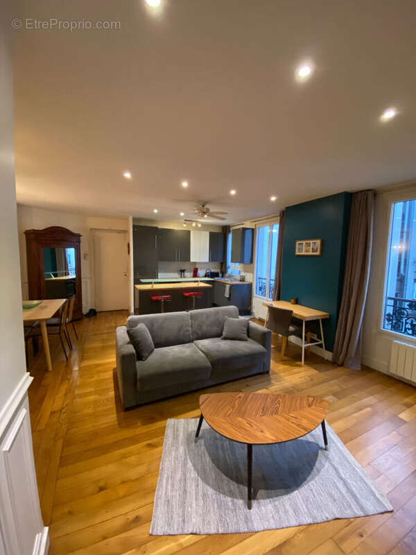 Appartement à PARIS-12E
