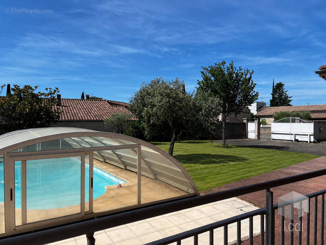 Maison à MONTELIMAR