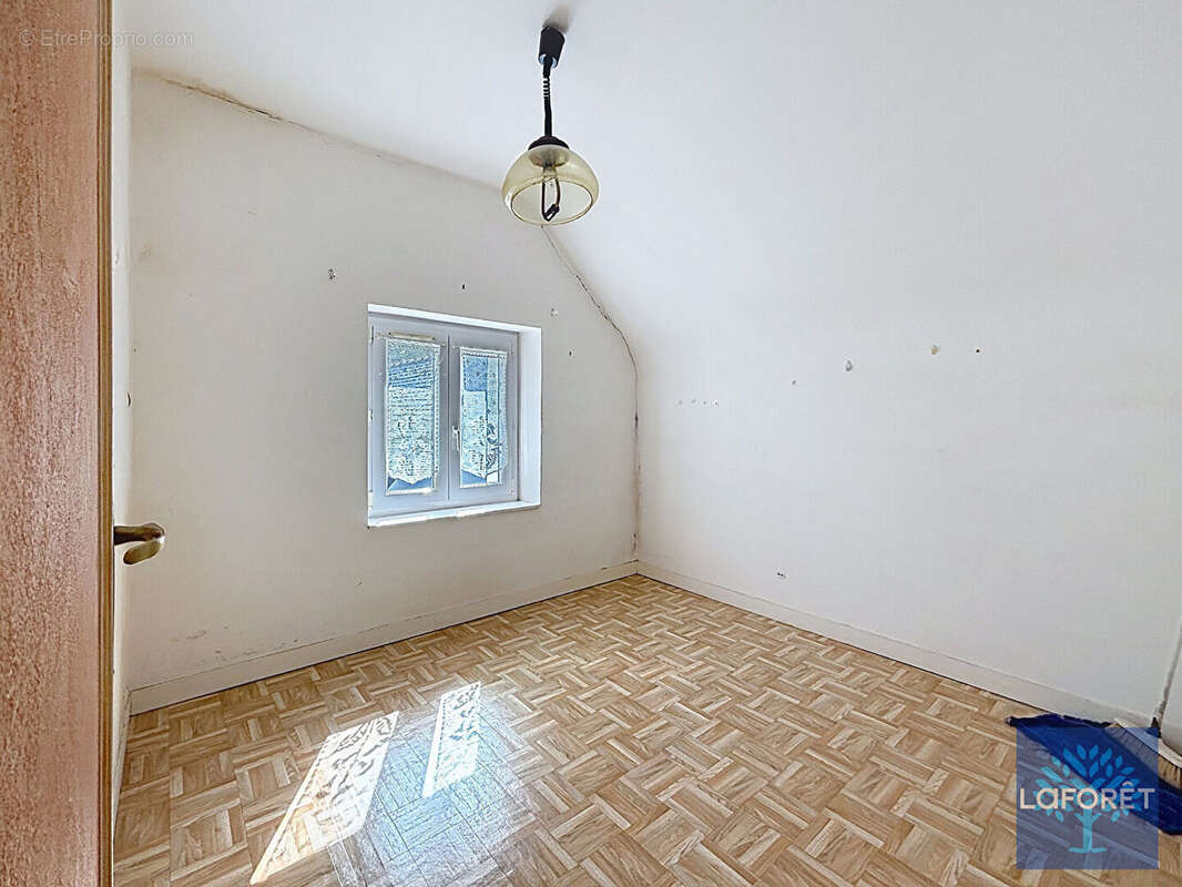 Maison Elliant 7 pièce(s) 102 m2 - photo 11