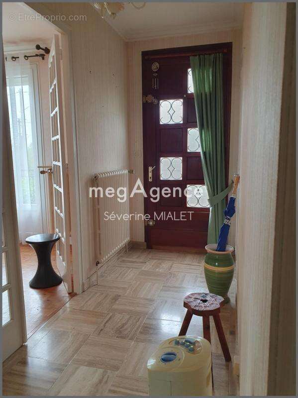 Maison lumineuse avec un grand jardin à Fléac - photo 10