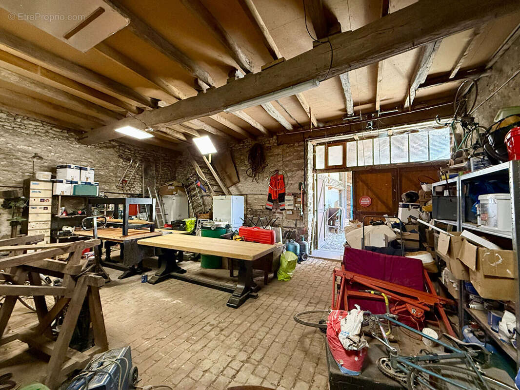 Maison à GUERCHY