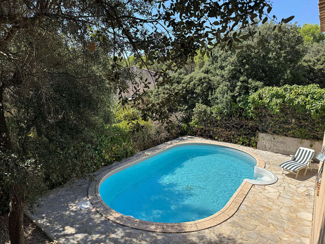 Maison à LES ANGLES