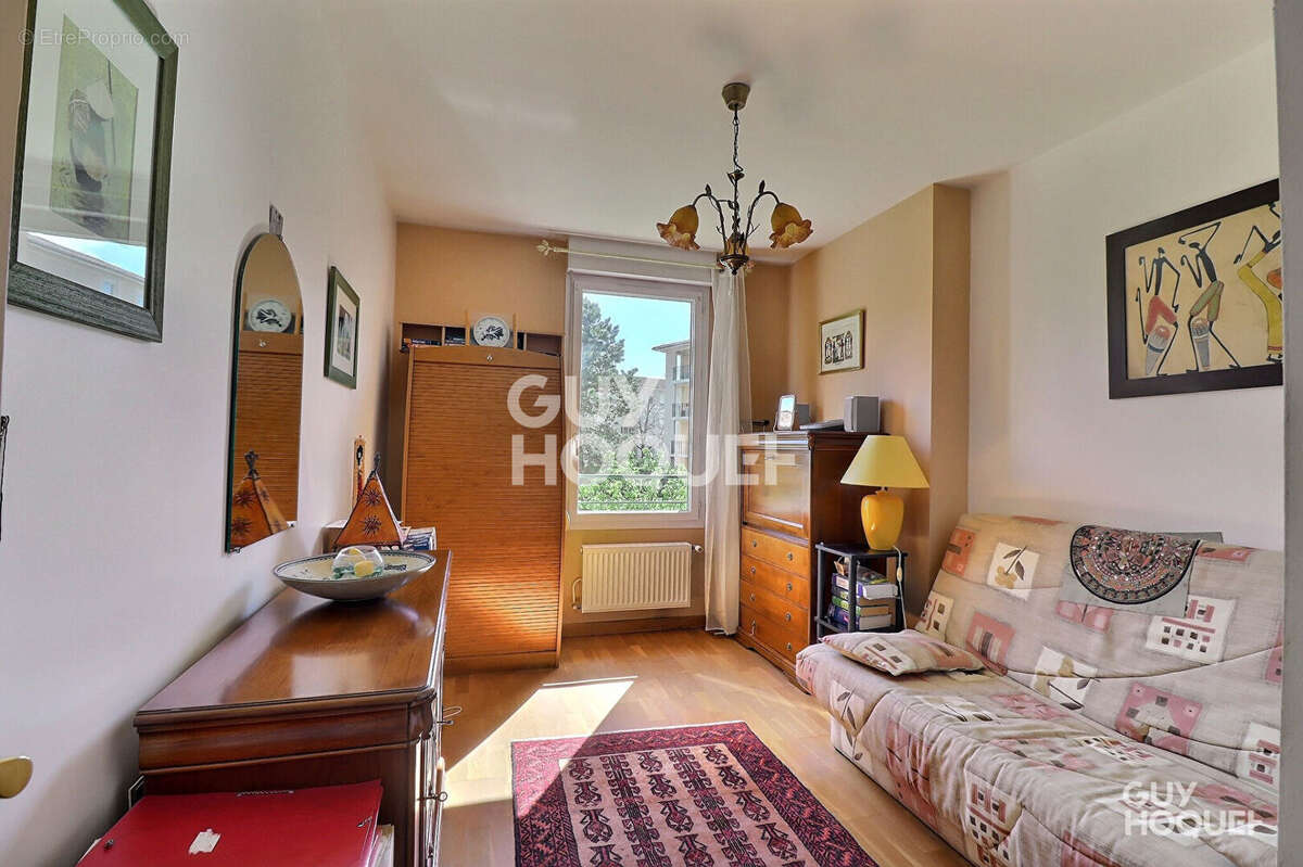Appartement à CRAPONNE