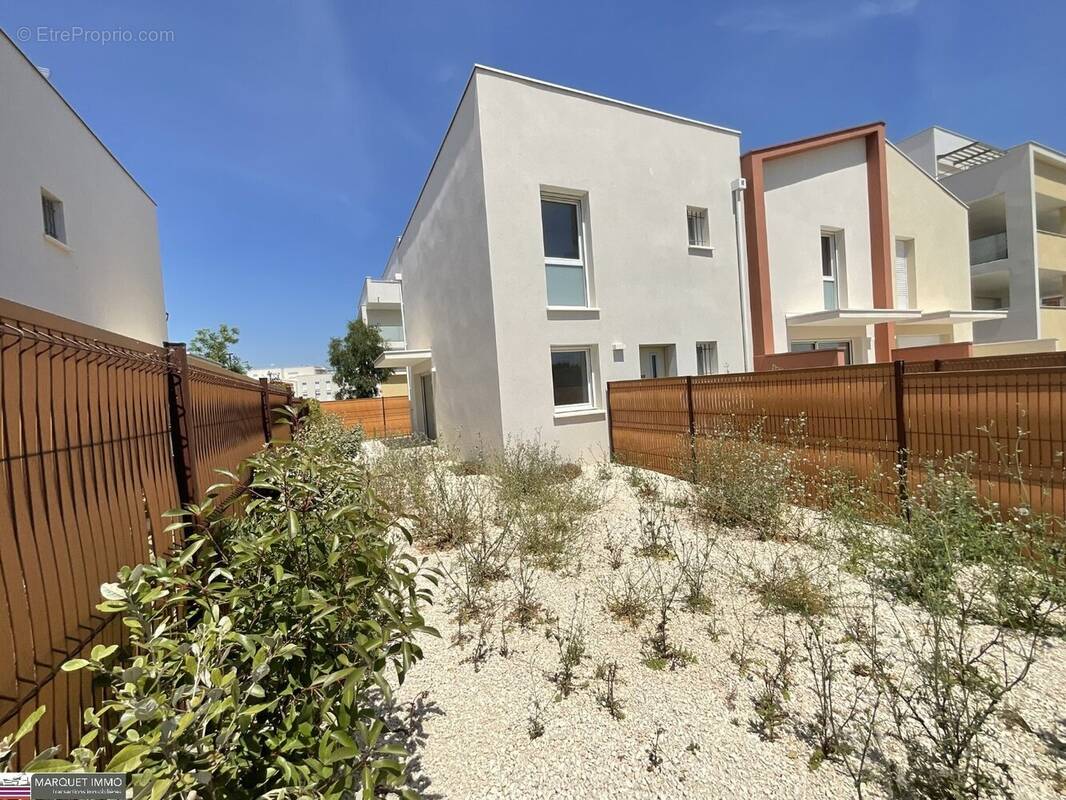 Maison à SAUVIAN