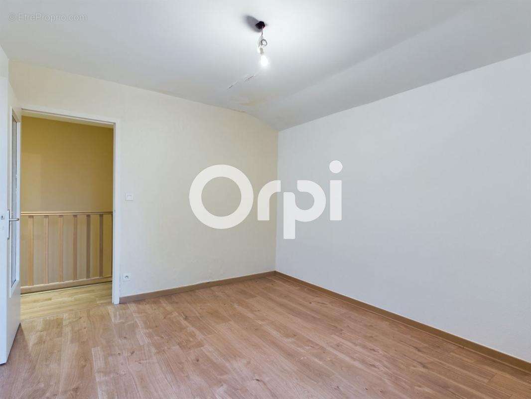 Appartement à VILLARD-BONNOT