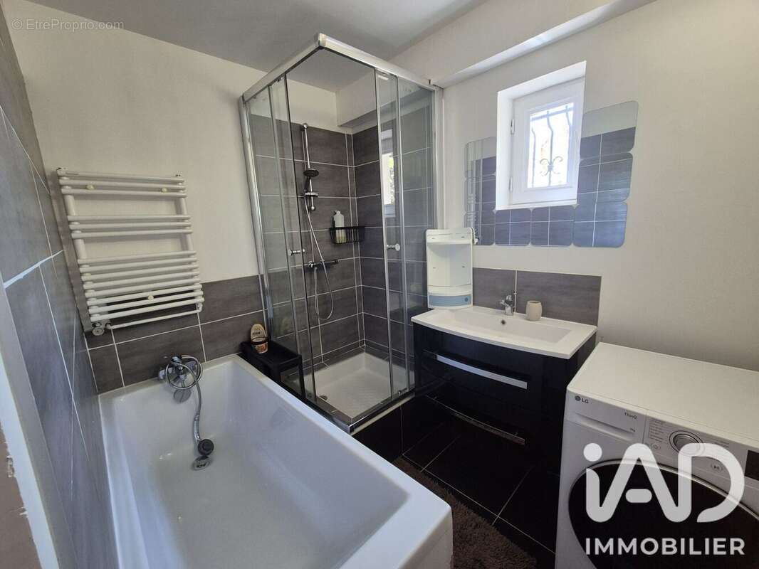 Maison 210 m² à Monteleger  - photo 6