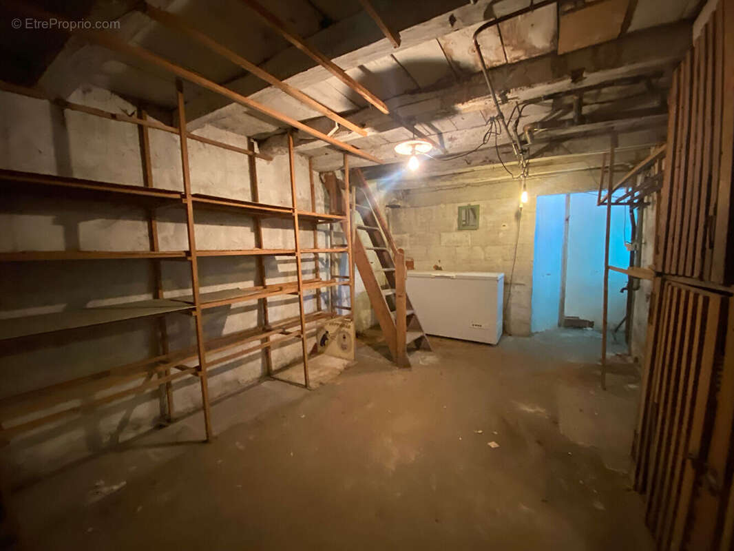 Maison à LENCLOITRE