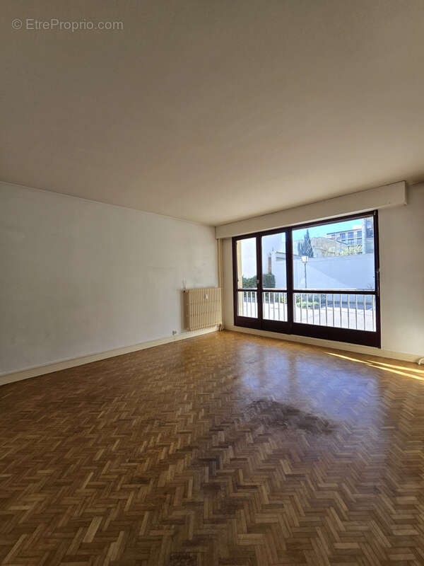 Appartement à RUEIL-MALMAISON