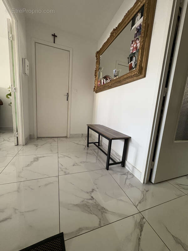 Appartement 4 pièces NEUILLY SUR MARNE - photo 4