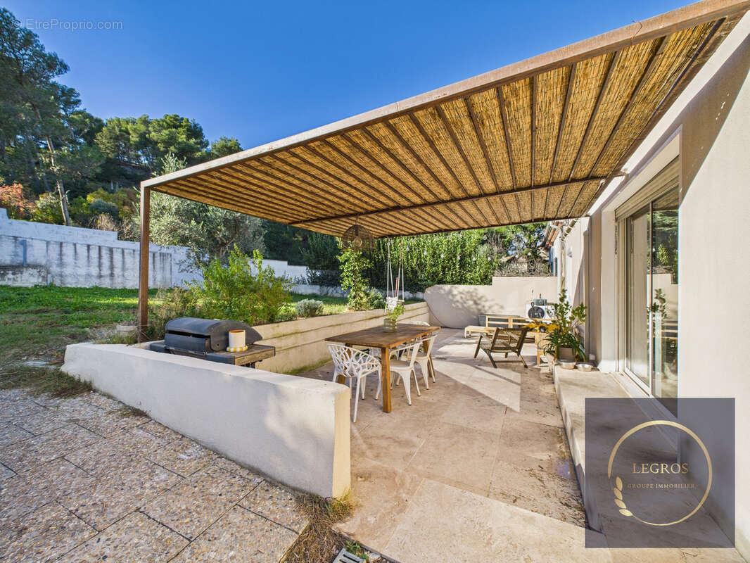 Maison à CHATEAURENARD