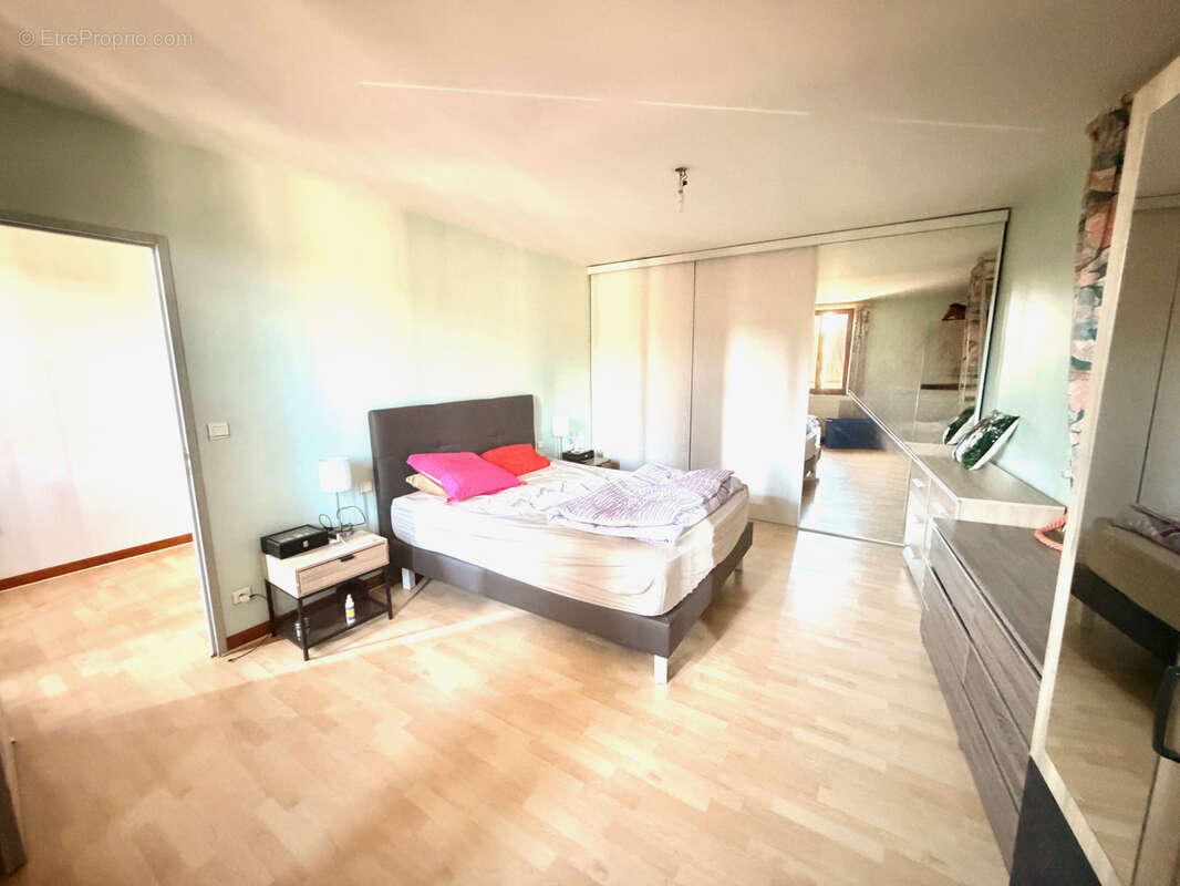 Charmante Maison de 138 m2 à Ibos, Hautes-Pyrénées - photo 8