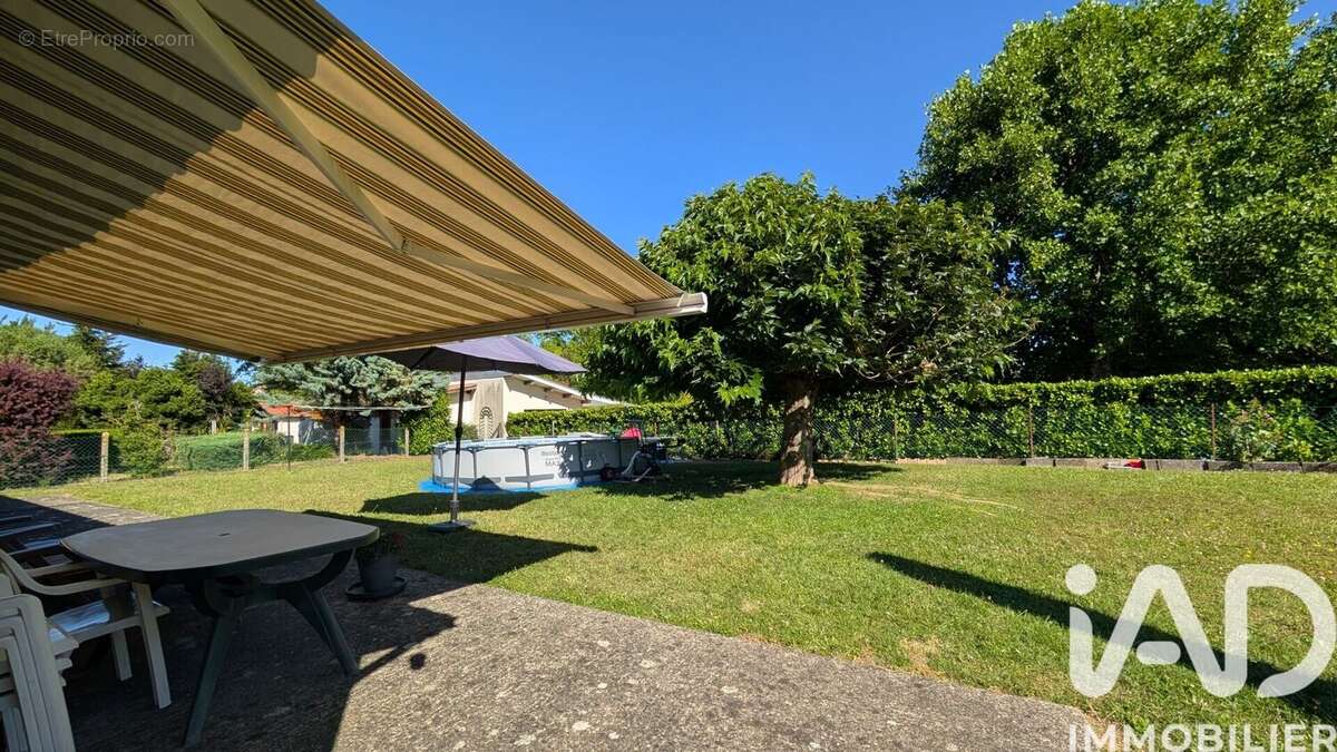 Maison 90 m² à Sainte-Eulalie  - photo 3