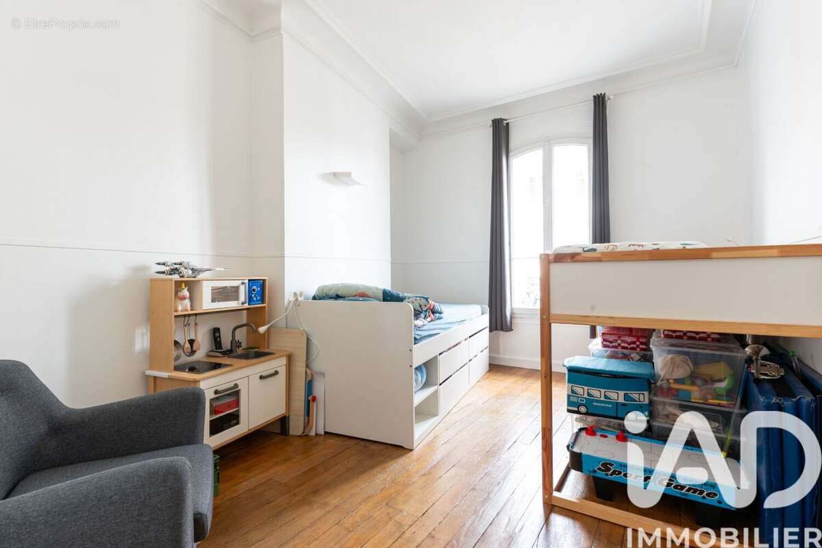 Photo 7 - Appartement à ASNIERES-SUR-SEINE