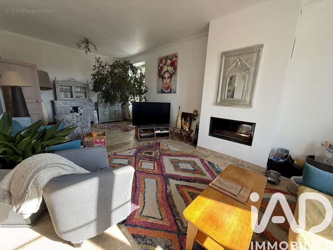 Photo 2 - Maison à LE MEE-SUR-SEINE