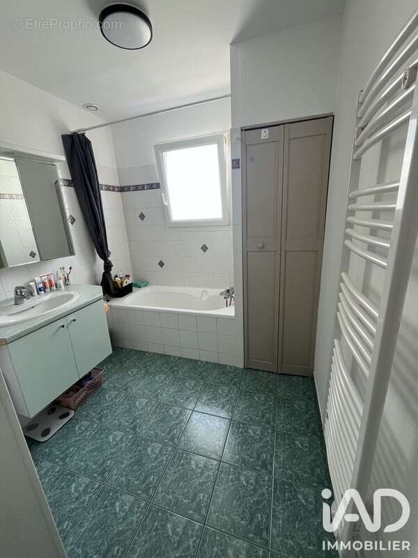 Maison 129 m² à Gennetines  - photo 6