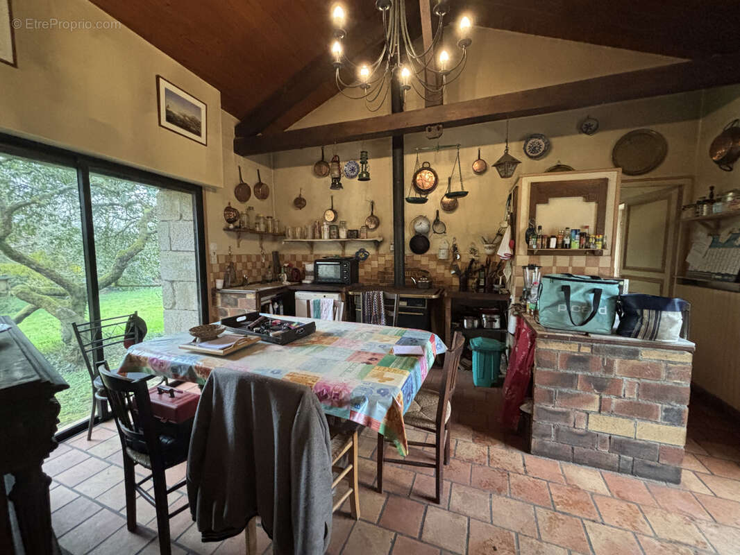 Maison à MONTEMBOEUF