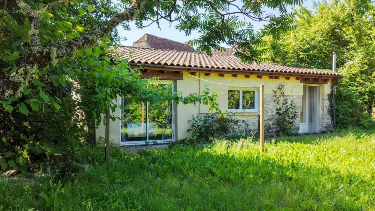 SECTEUR COEUR DE CAUSSE - Spacieuse Demeure, maison d'amis et gr - photo 8