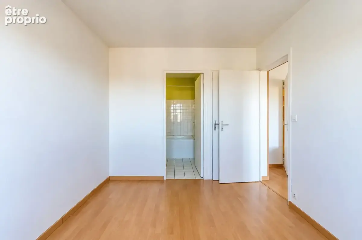 T2 - 49 m² avec balcon et parking – Petite copropriété au calme - photo 7