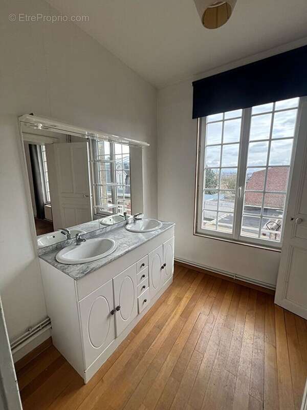 Appartement à SAINT-QUENTIN