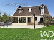 Photo 1 - Maison à NOGENT-LE-ROI