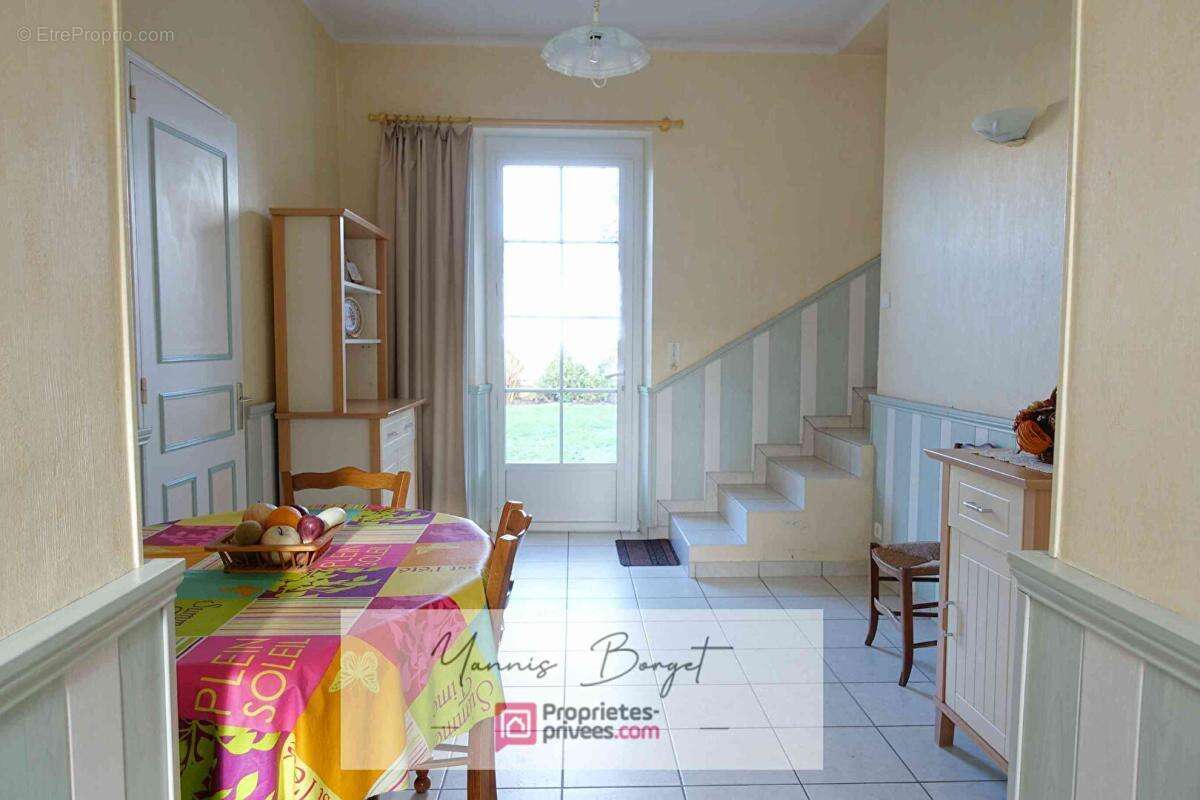 Maison à LES BROUZILS