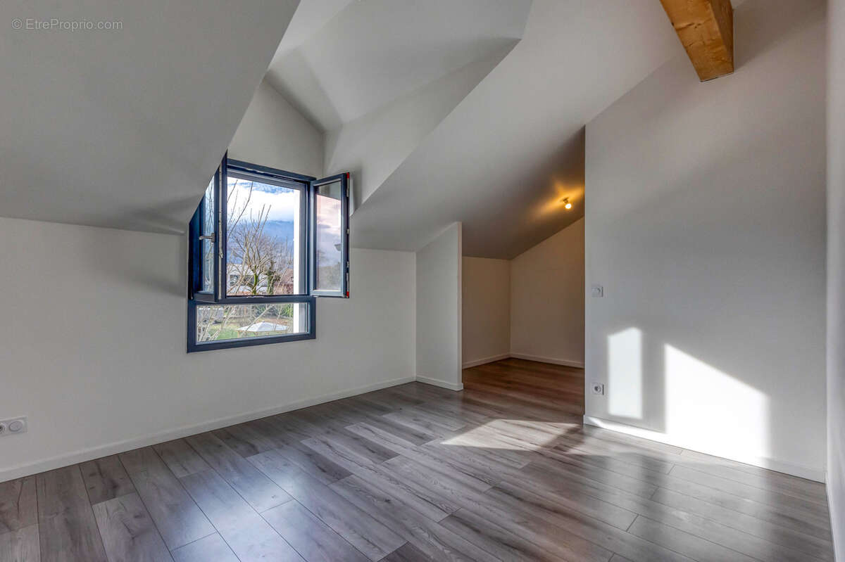 Maison à FONTANIL-CORNILLON