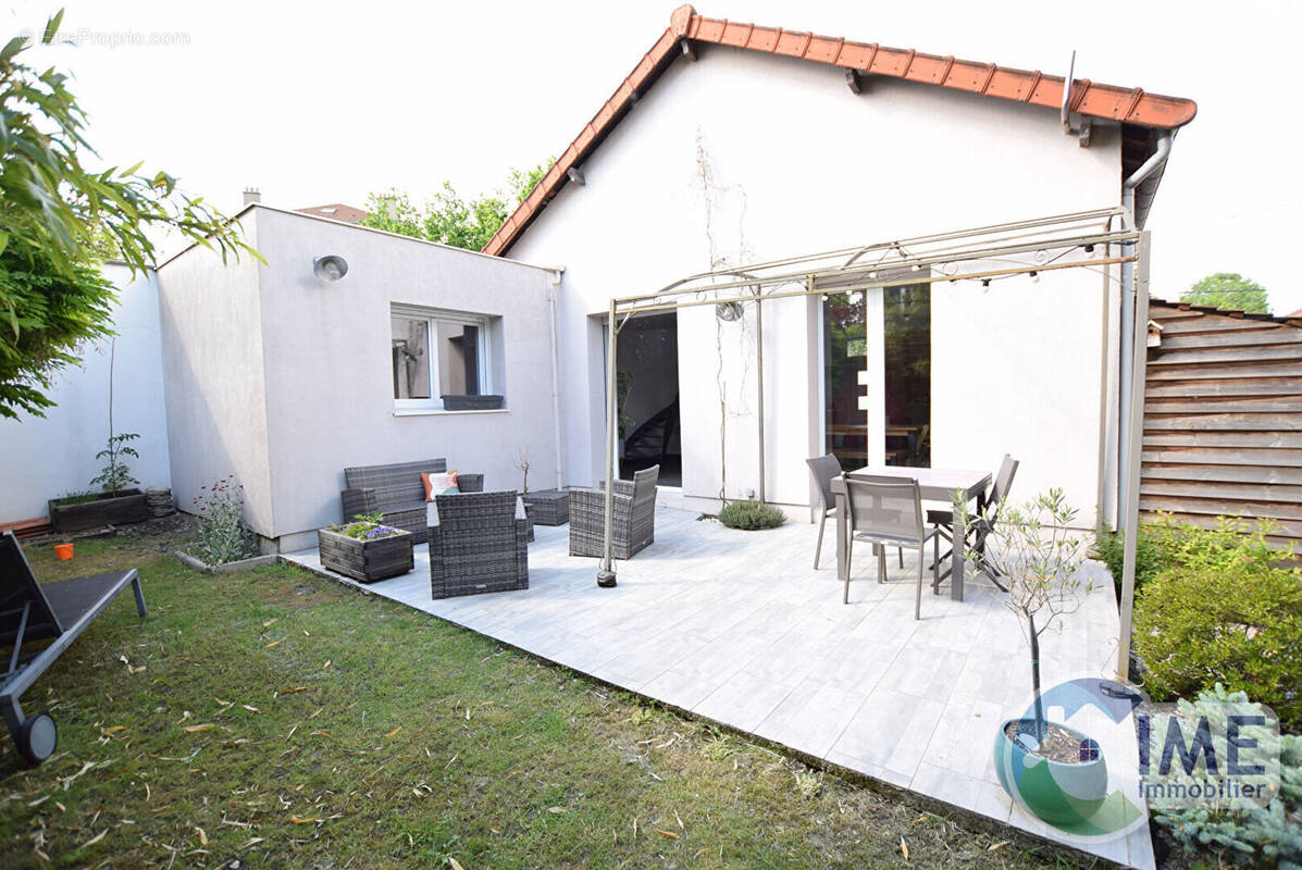 Maison à EPINAY-SUR-ORGE