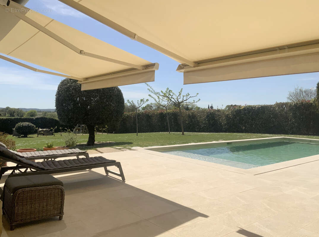 À 10 min d’Uzès   Mas contemporain d’exception avec piscine et prestations haut de gamme - photo 3