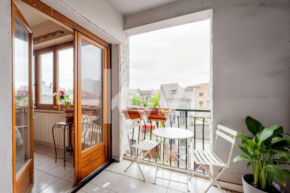 Appartement 72 m² à Bordeaux  - photo 3