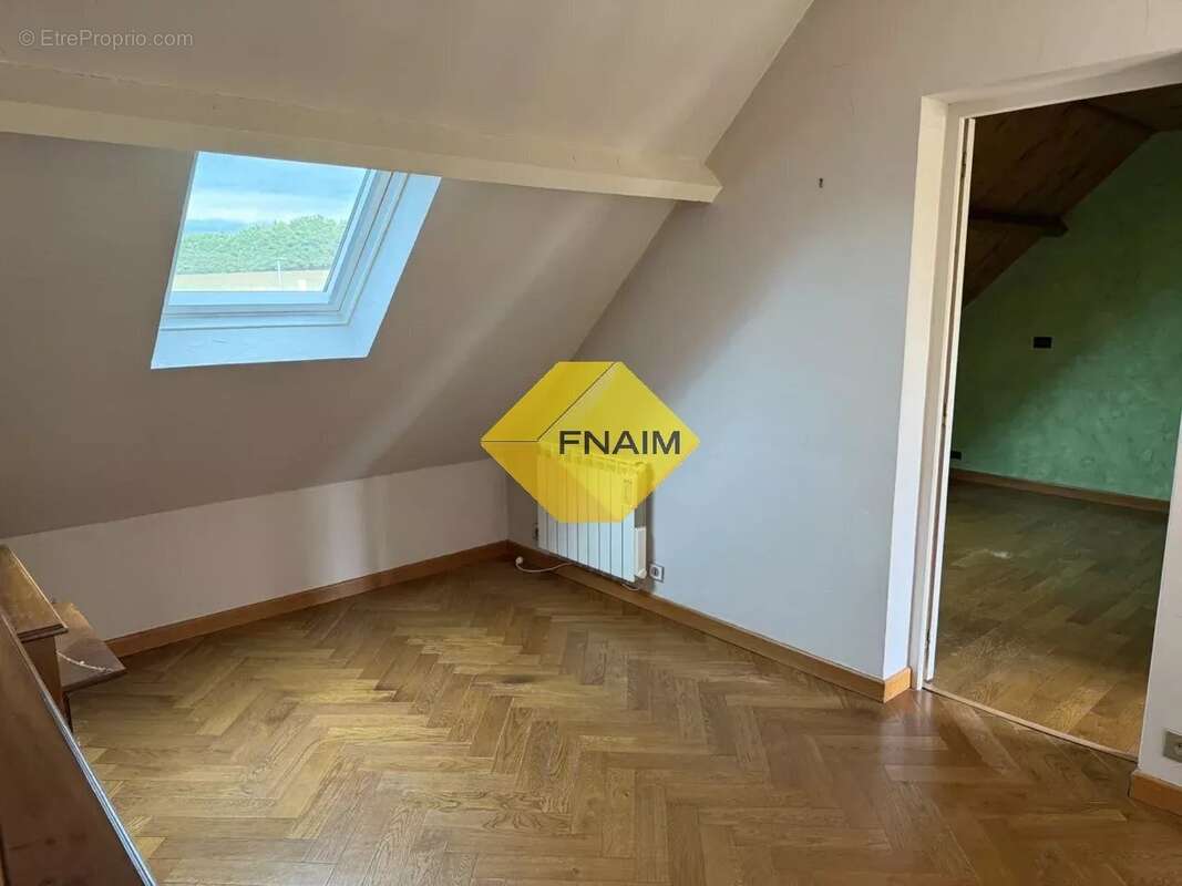 Maison à SAULX-LES-CHARTREUX