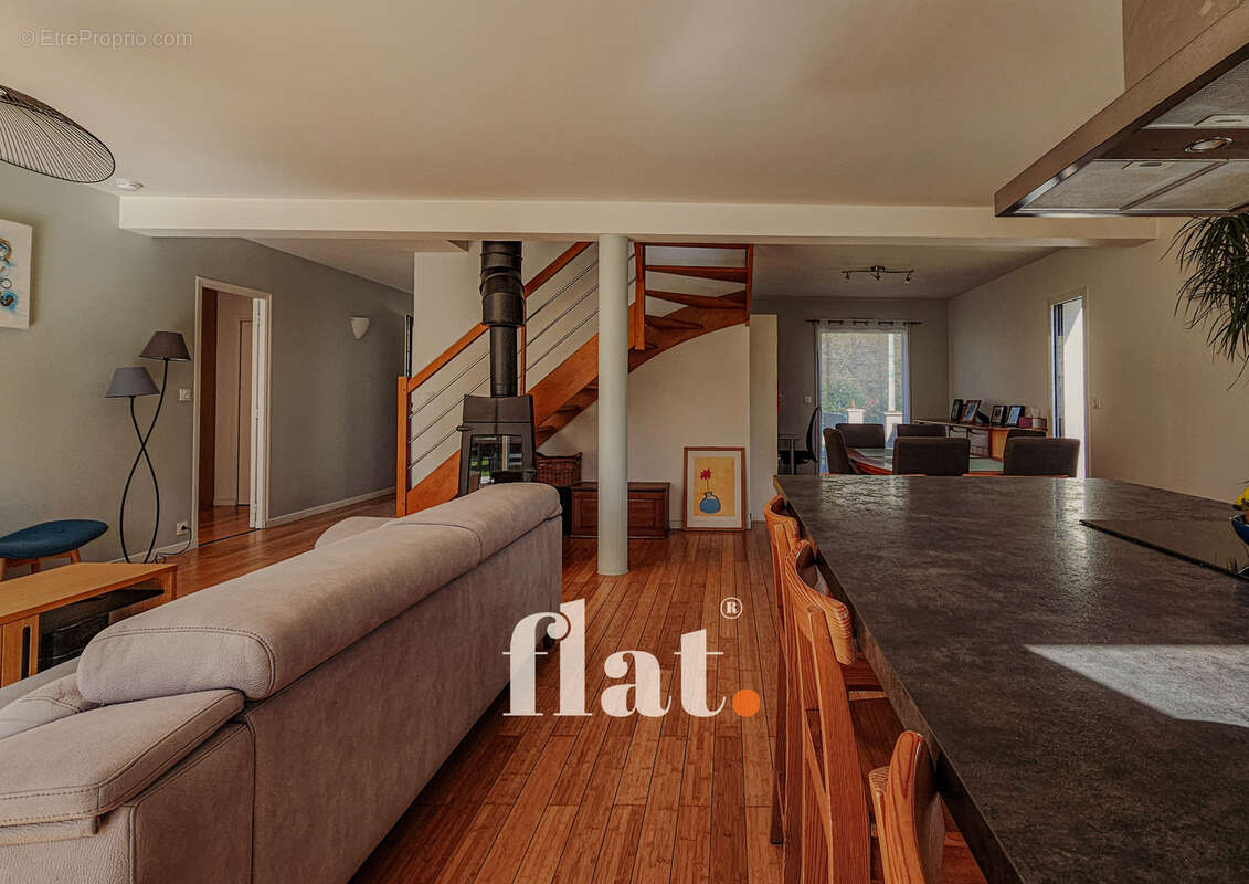 Maison à TREILLIERES