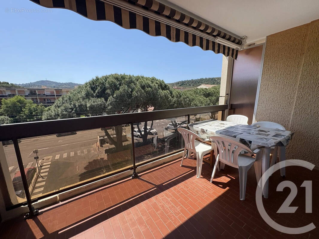Appartement à BORMES-LES-MIMOSAS