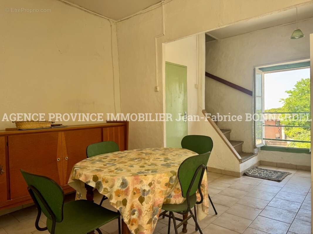 Maison 35 m² à Visan  - photo 3