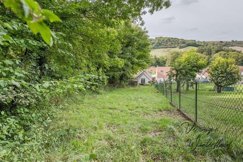 Maison à AUFFREVILLE-BRASSEUIL