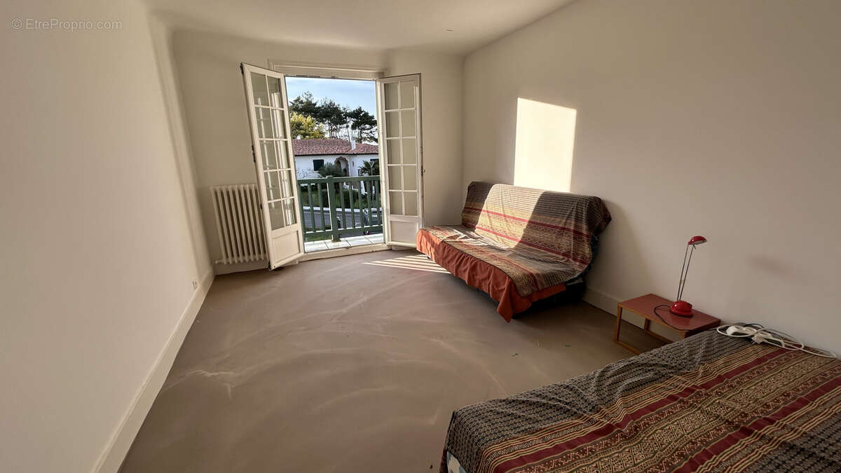 Appartement à CIBOURE