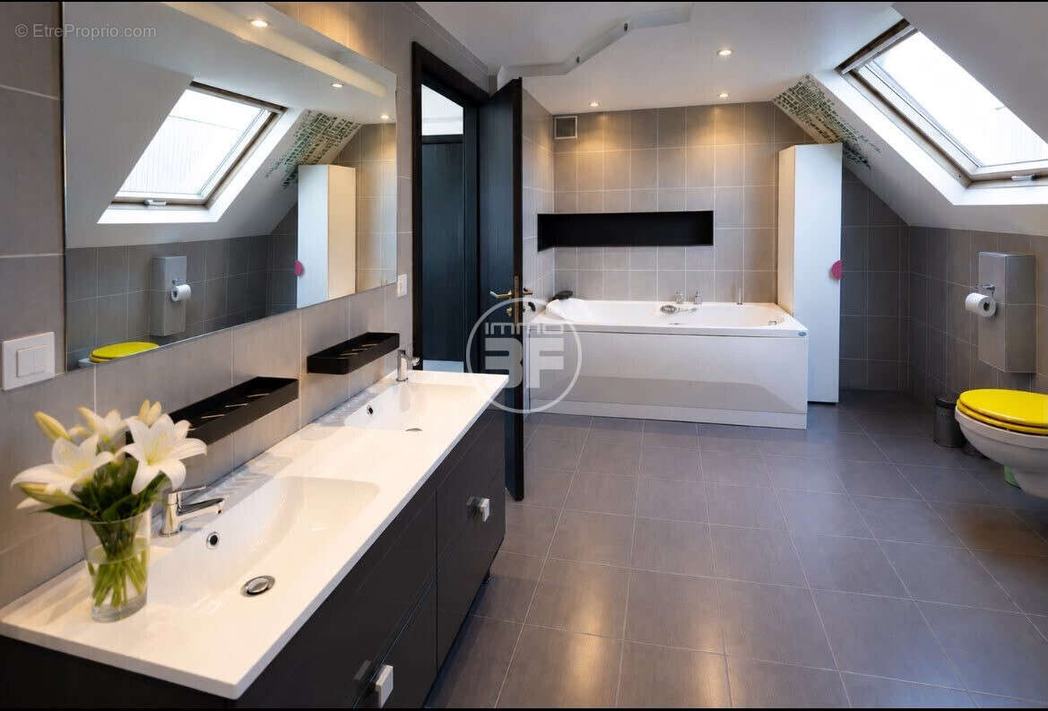 Maison 202 m² à Folgensbourg  - photo 7