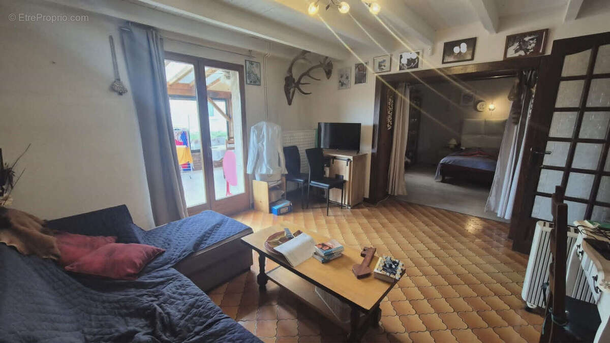 Maison à VINCEY