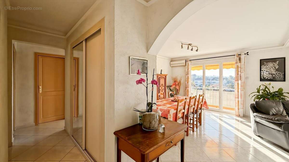 Appartement à SAINT-RAPHAEL