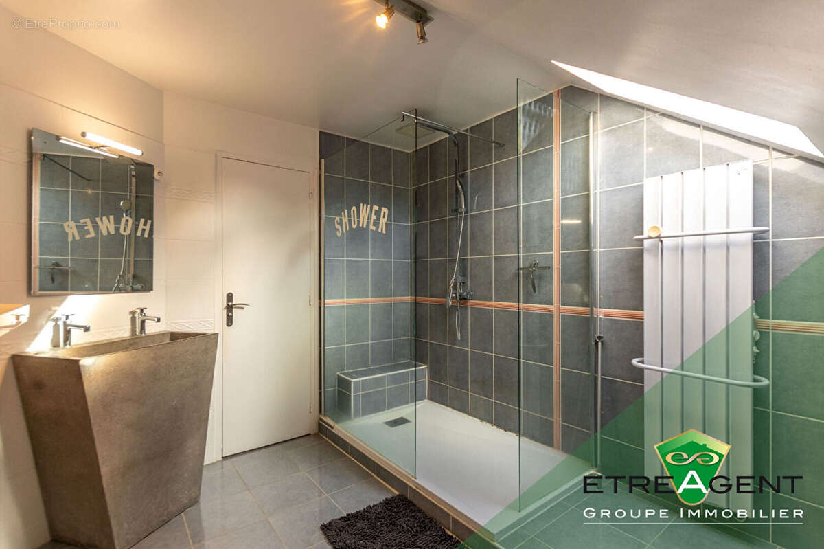 Maison à VERNEUIL-SUR-SEINE