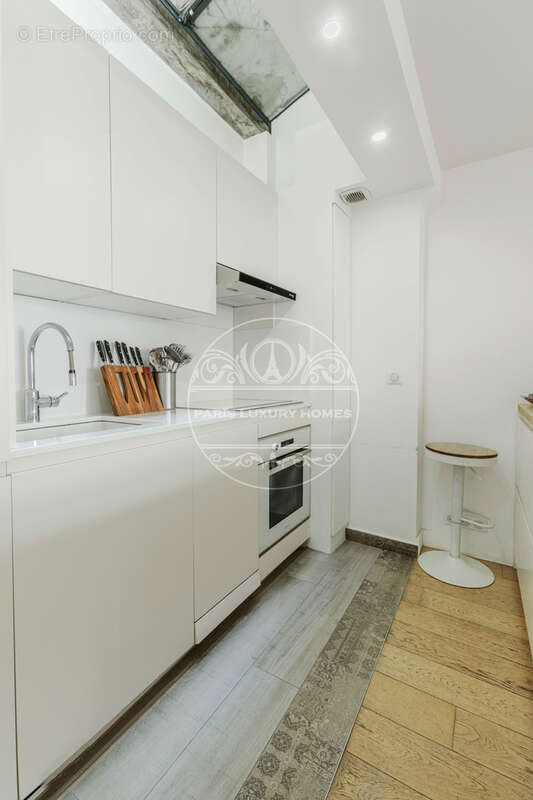 Appartement à PARIS-4E