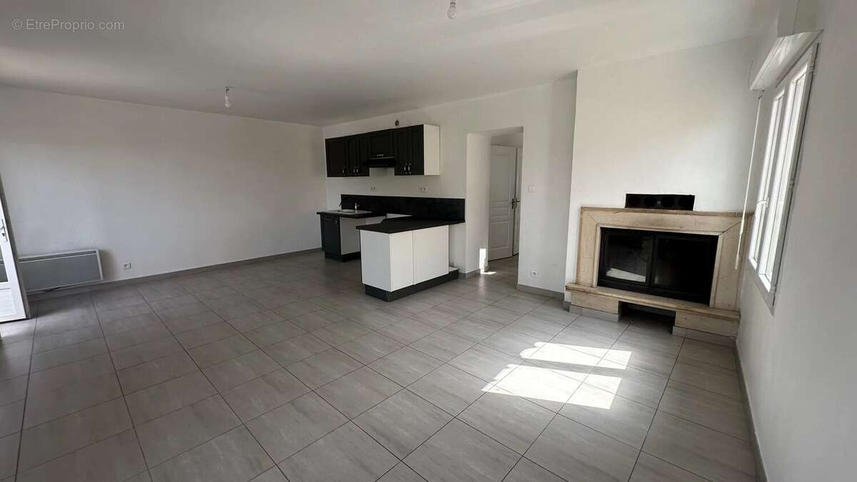Immeuble de rapport Carnoules - photo 2